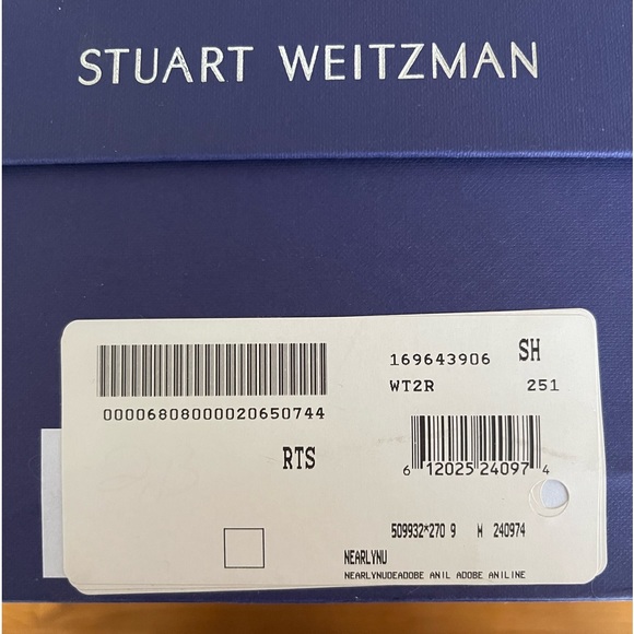 STUART WEITZMAN Aniline Nearly Nude Heeled Sandals. Size 9M - Picture 9 of 11
